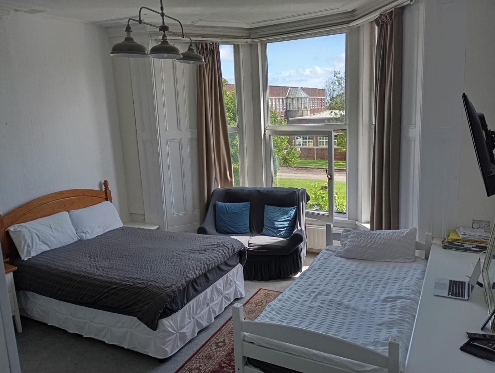 Triple Room with Bathroom