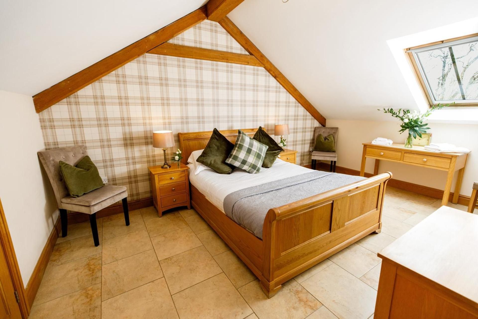 Deluxe Family Suite