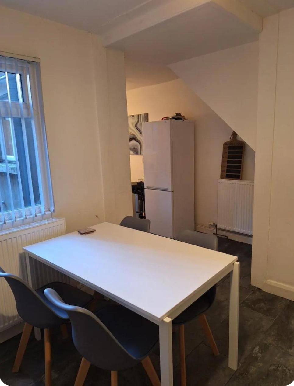 Private Room on Donegall Road in Central Belfast