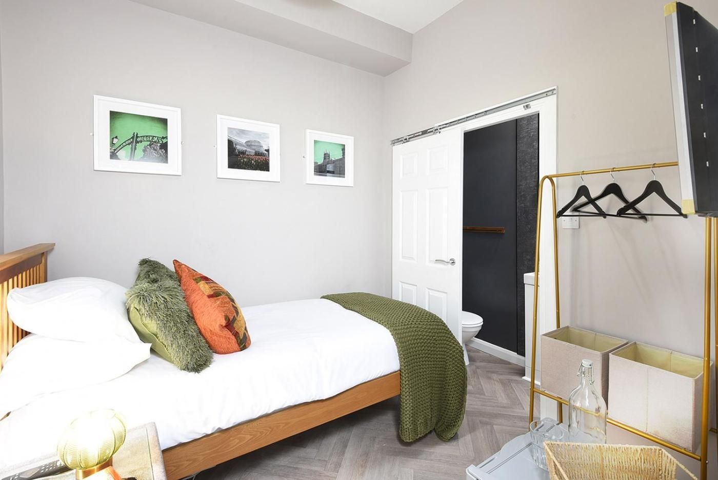 Deluxe Single Room