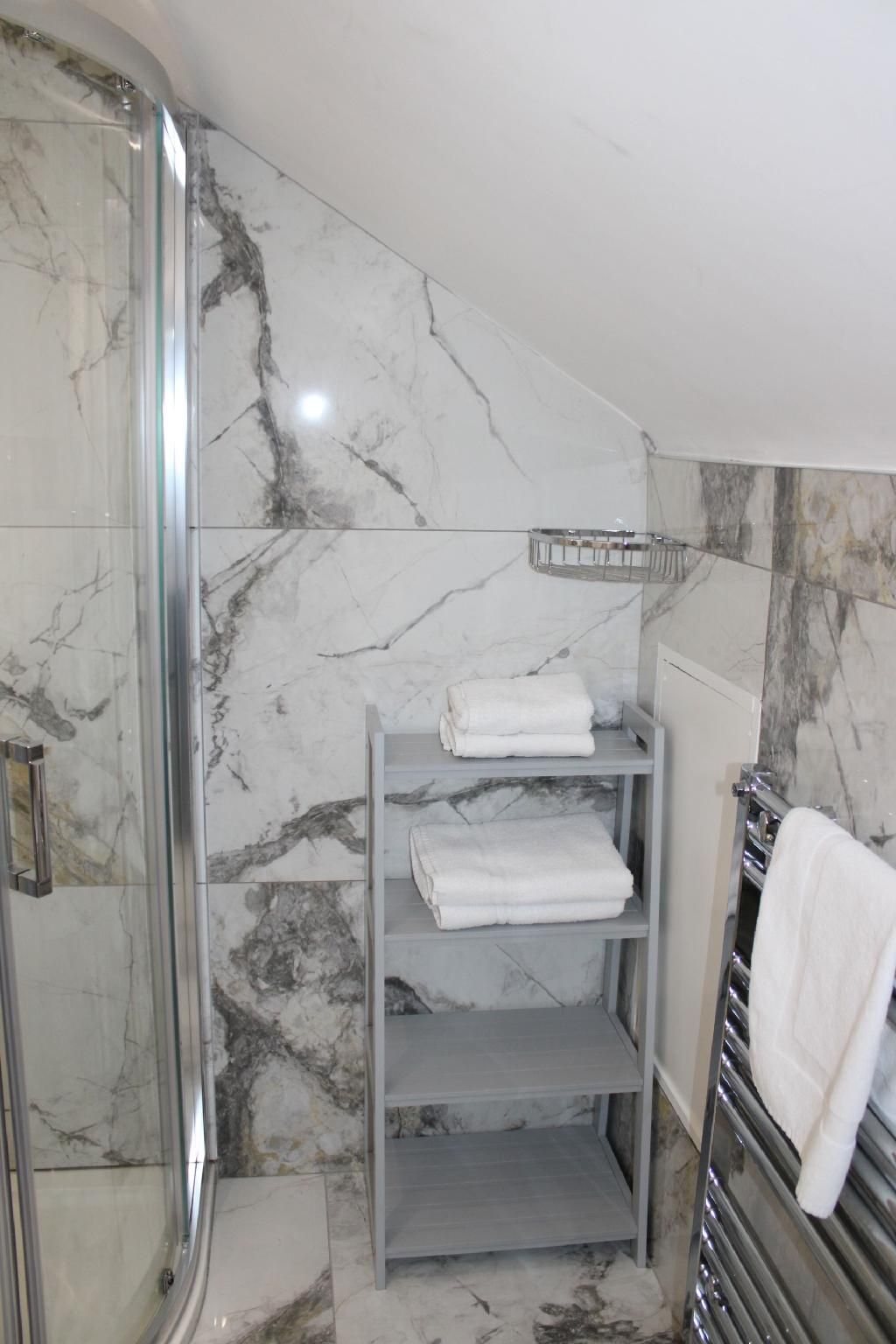 Moxie Luxury Apartments Studio-Apartment-Ensuite-The Loft