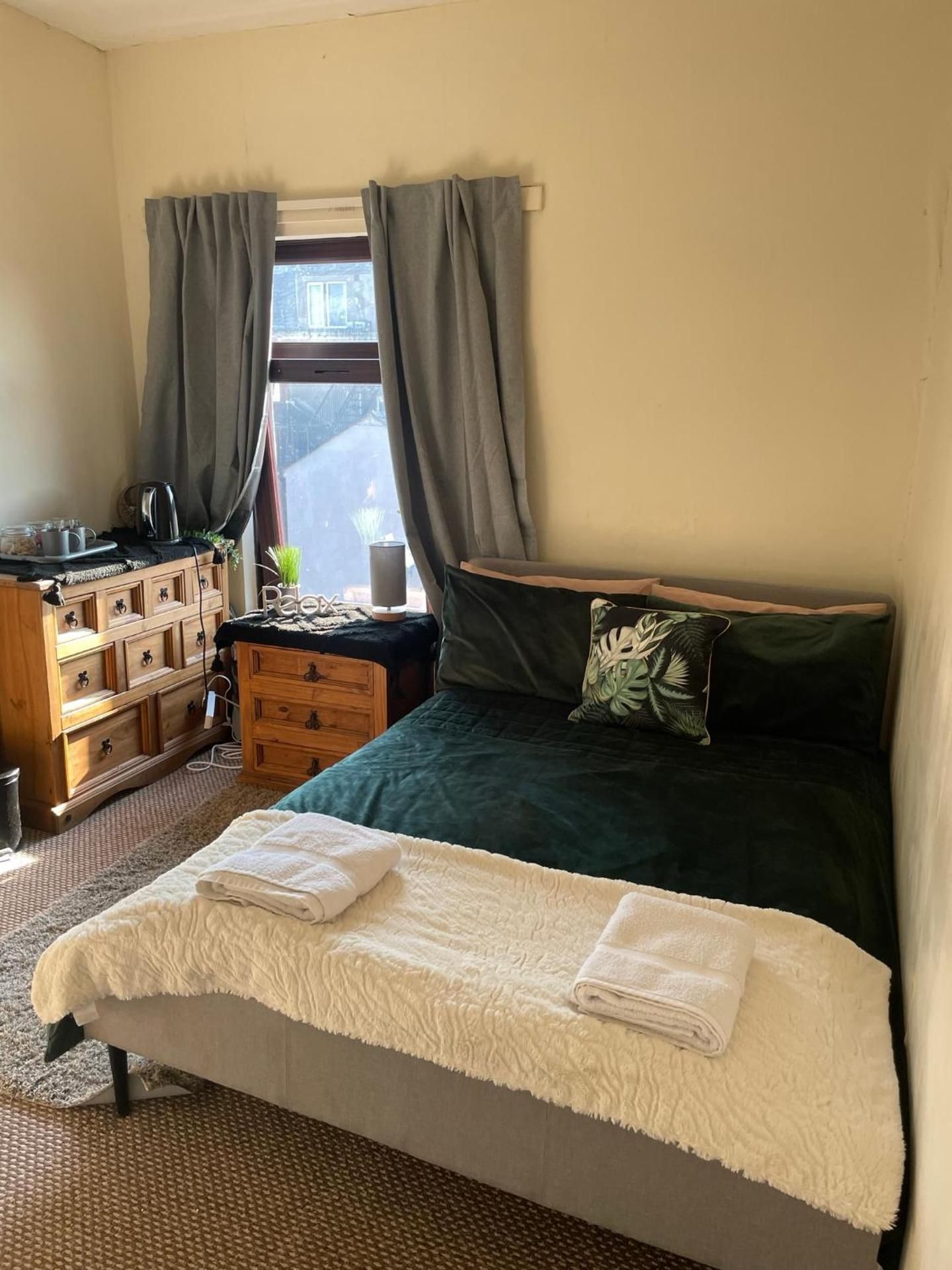 Double Room with Shared Bathroom