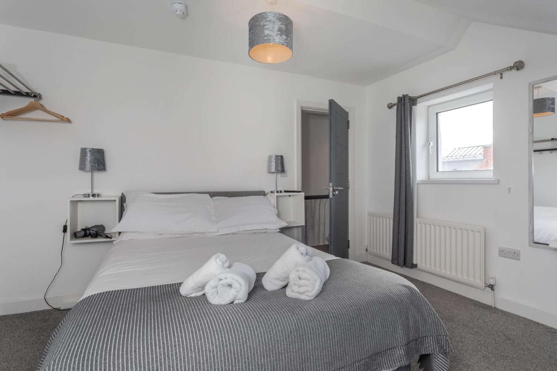 Double Room with Private Bathroom