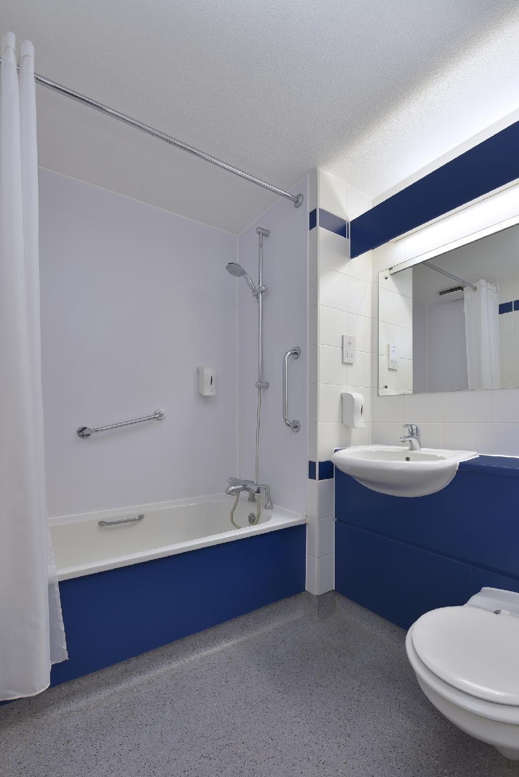 Travelodge Ayr Double Room 3