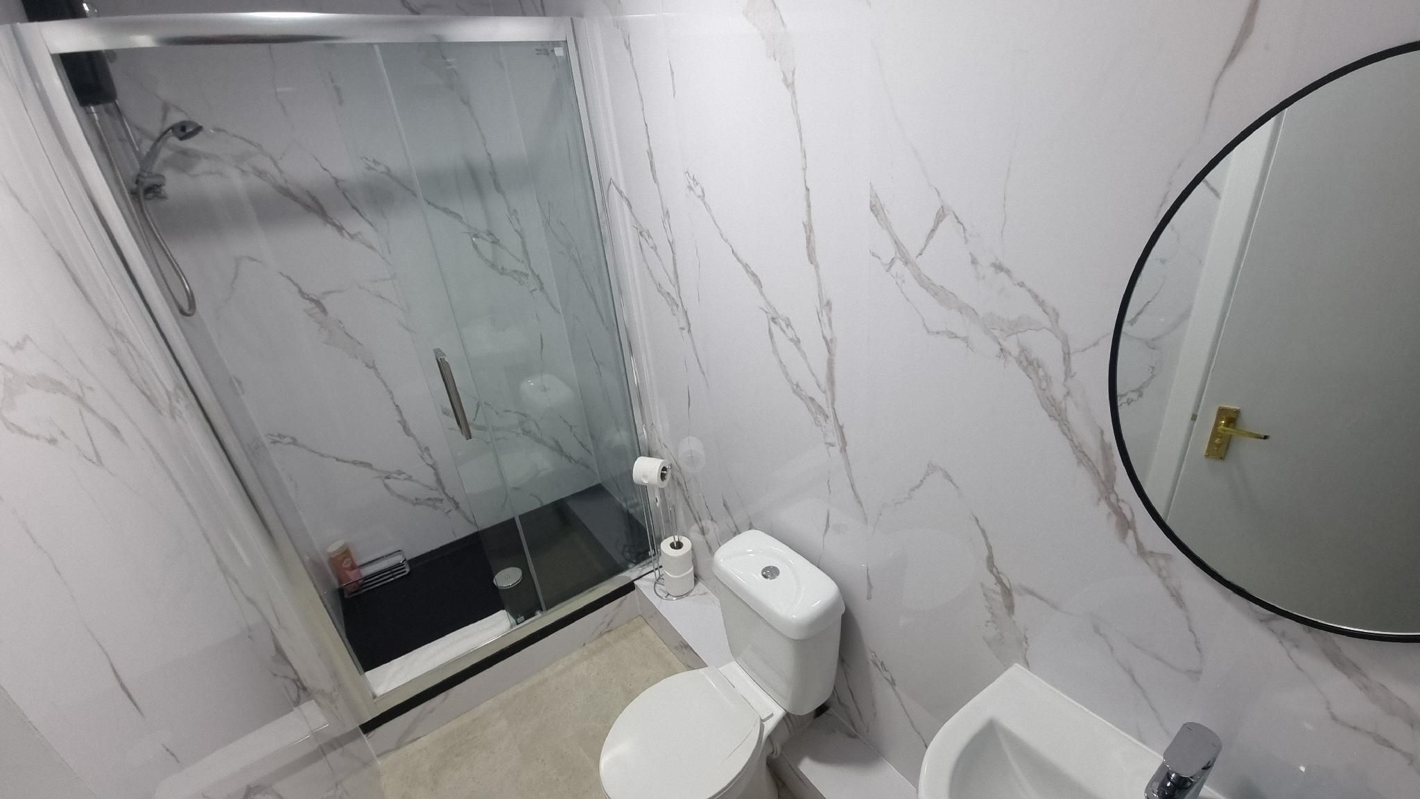 Family Room - 2 Beds