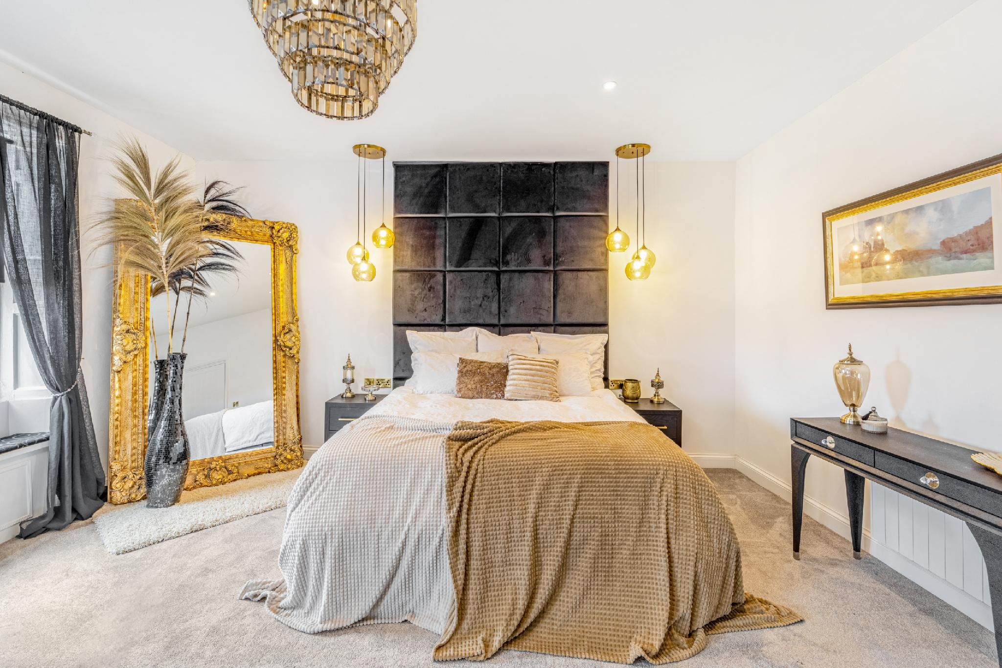 Apartment-Ensuite With Shower-Luxury-Apartment-2