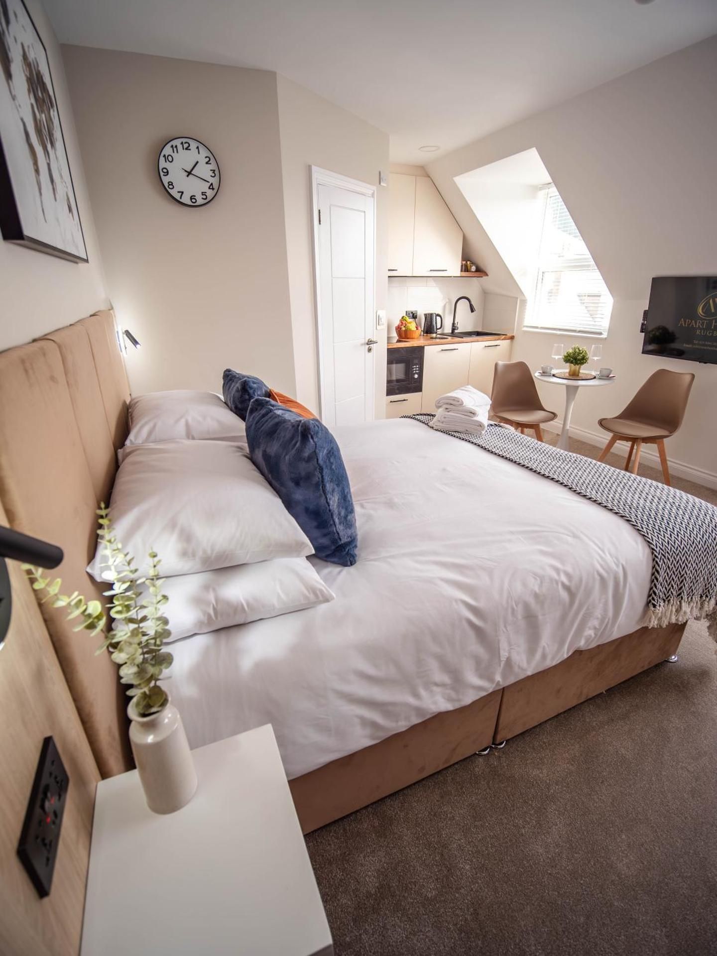 Deluxe Double or Twin Room