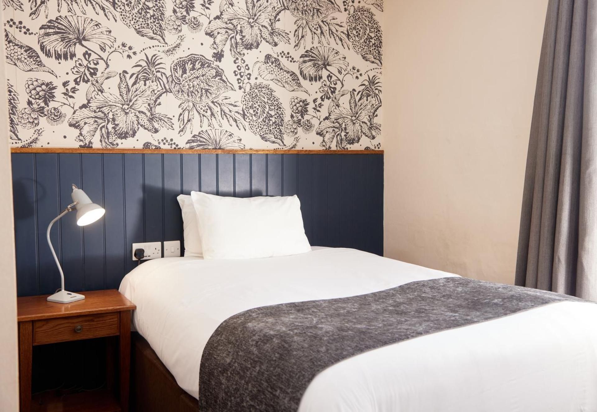 Swan Hotel by Greene King Inns Single Room