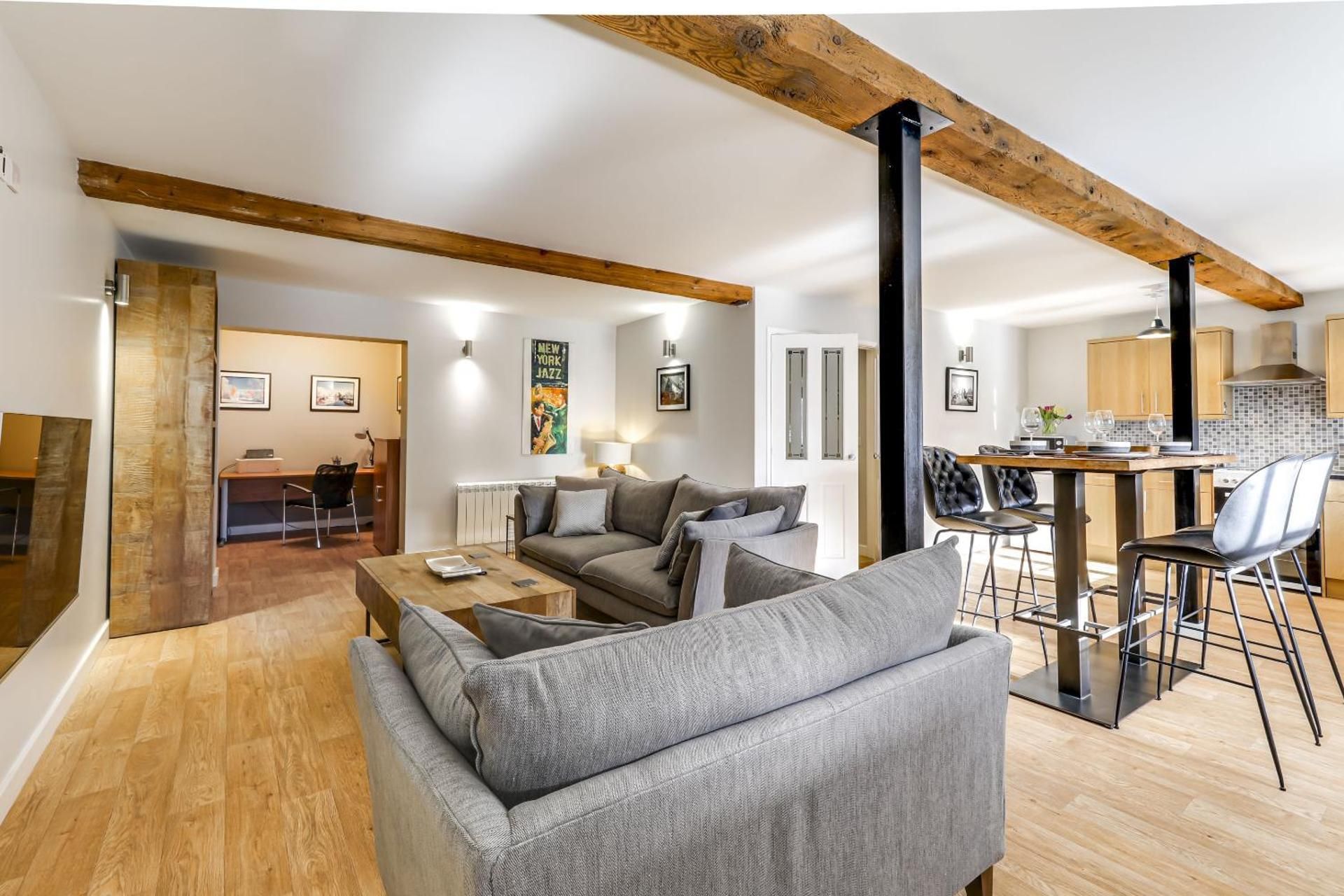 Two-Bedroom Apartment with City View