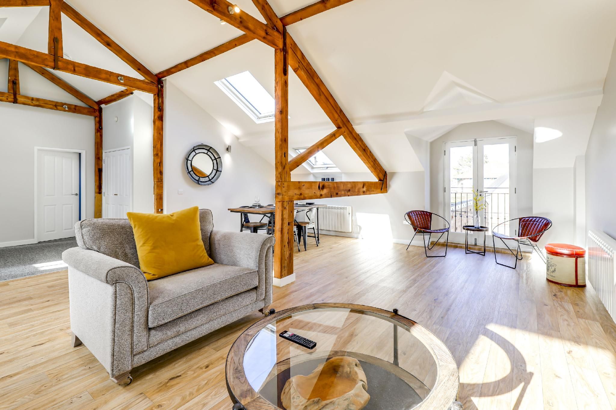 The Old Warehouse Ely Apartment-Private Bathroom-City View-Room 2 2