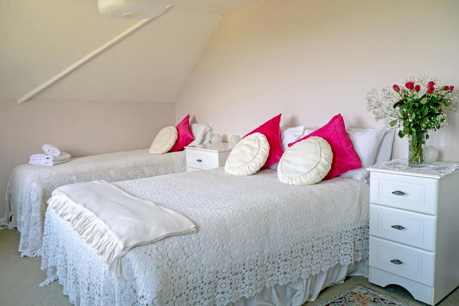 Triple Room with Shared Bathroom