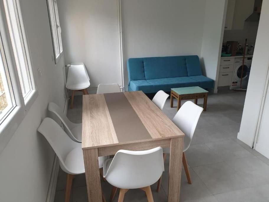 Grand Appartement, 2 ou 3 ou 4 pieces, tramway sur place, proche gare sncf St Augustin 5 min, aeropo