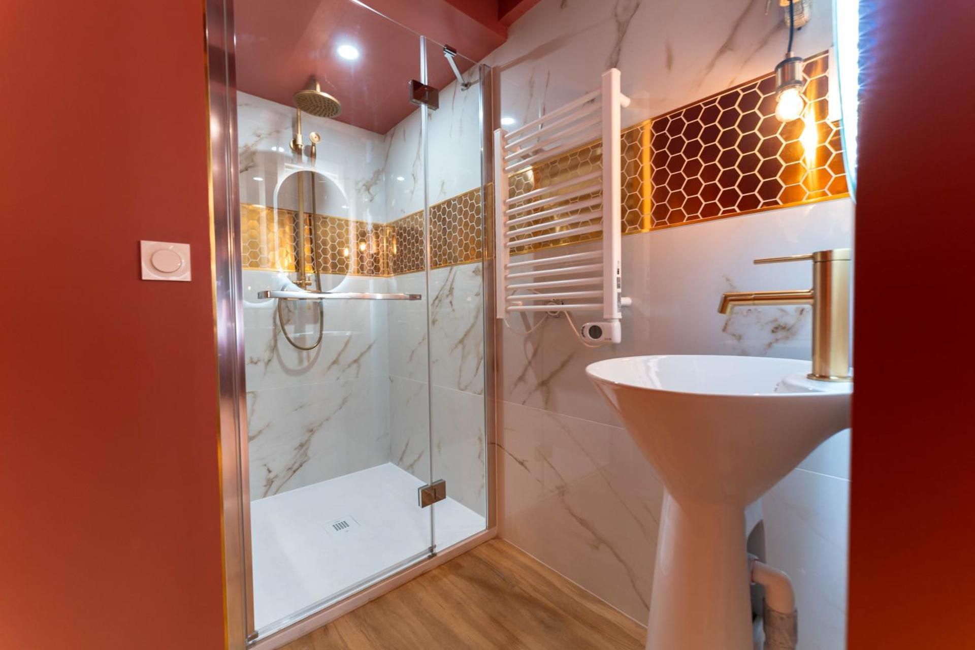 Les Suites d Ailleurs One-Bedroom Apartment 2