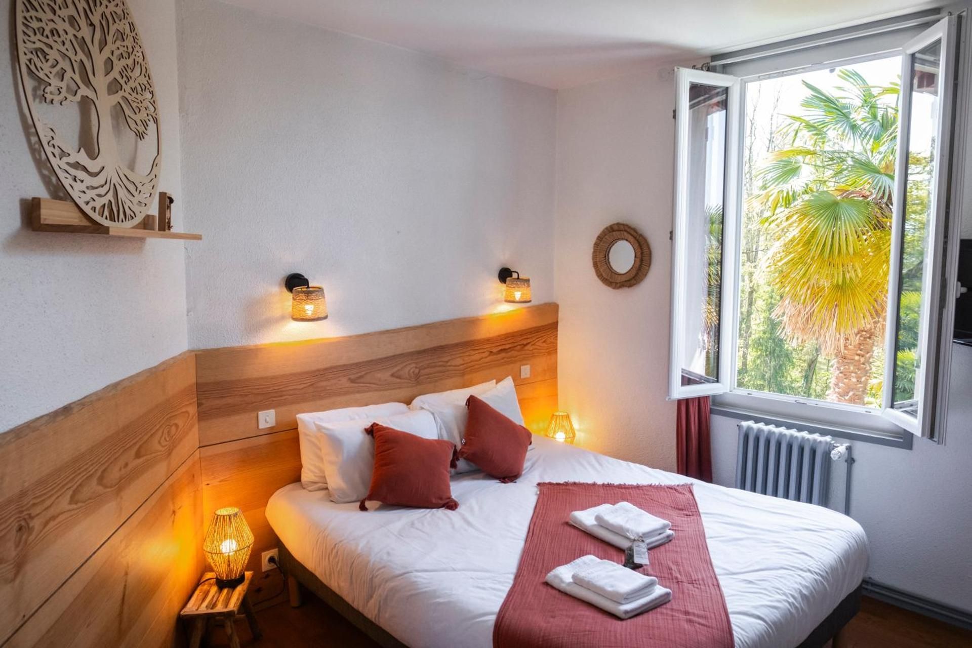 Double Room with Mountain View