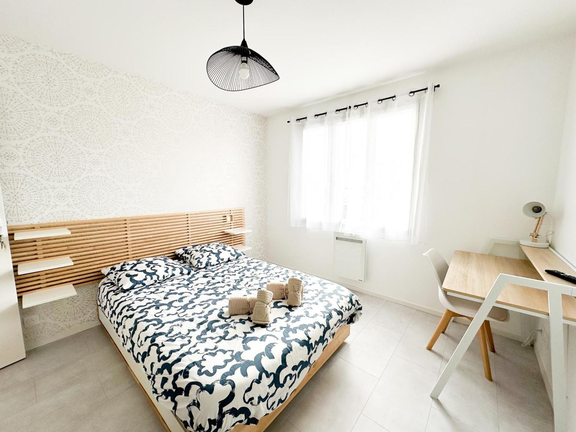 Double Room with Shared Bathroom