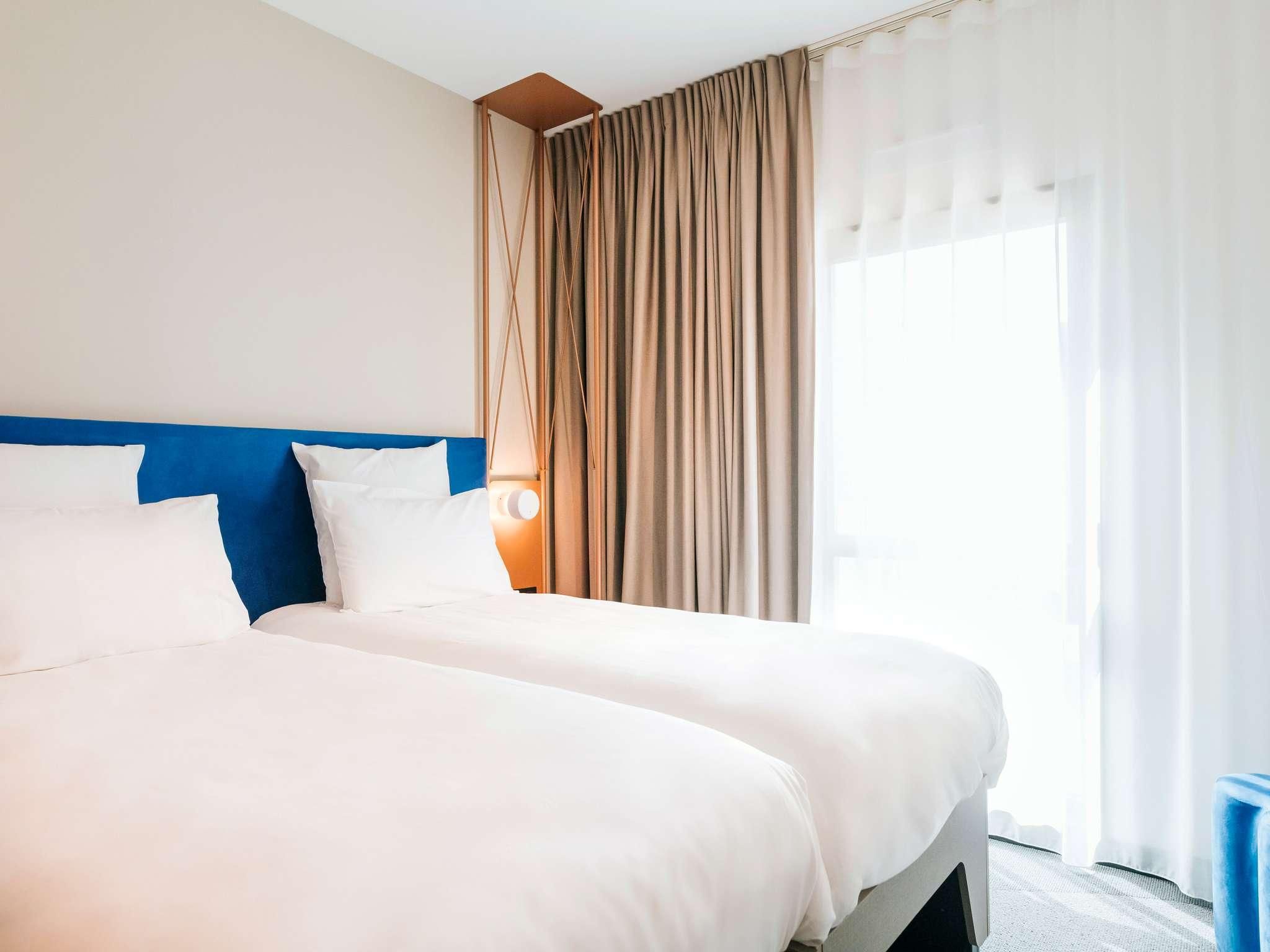 Privilege Room with 2 Single beds