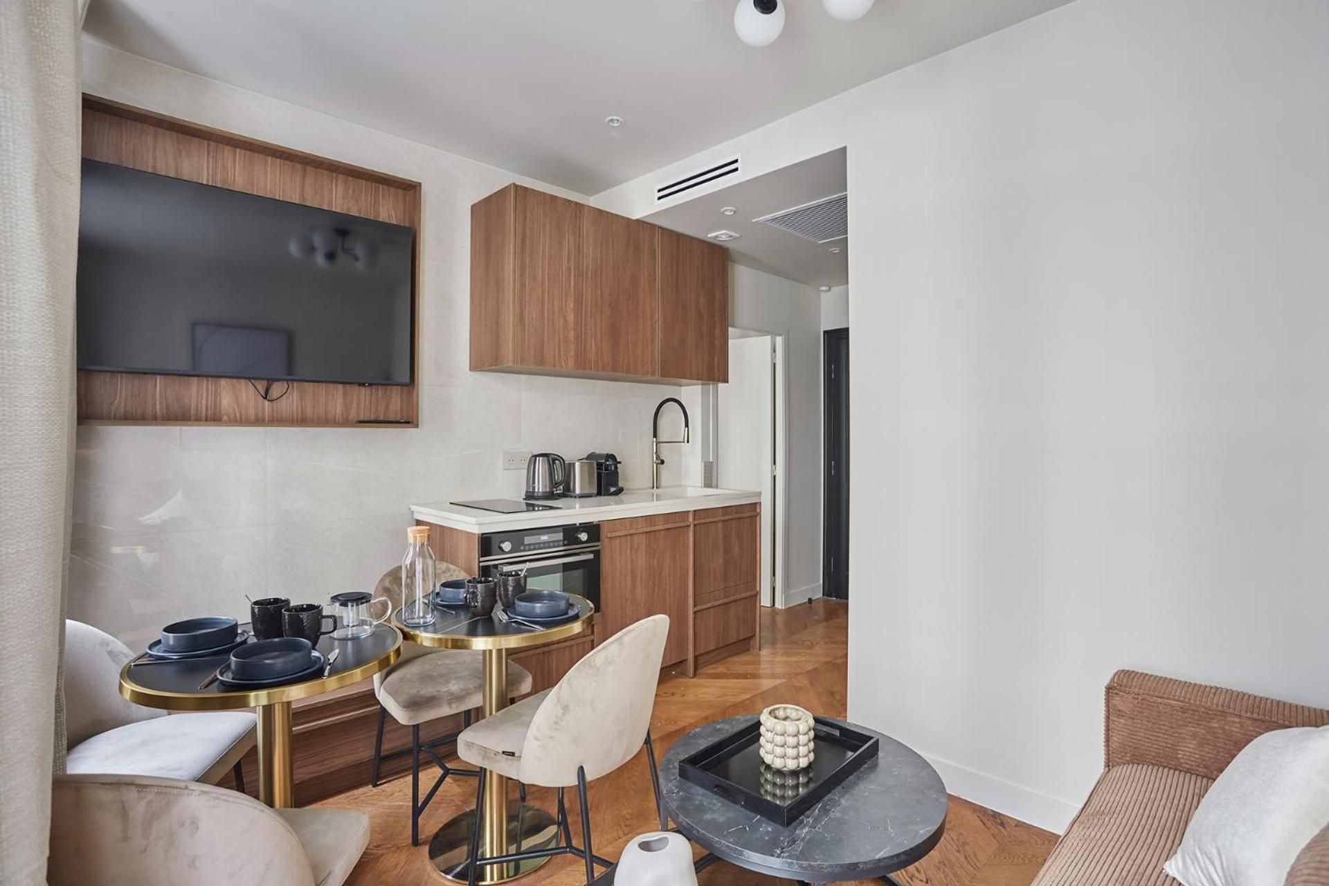 Classic Quadruple Room