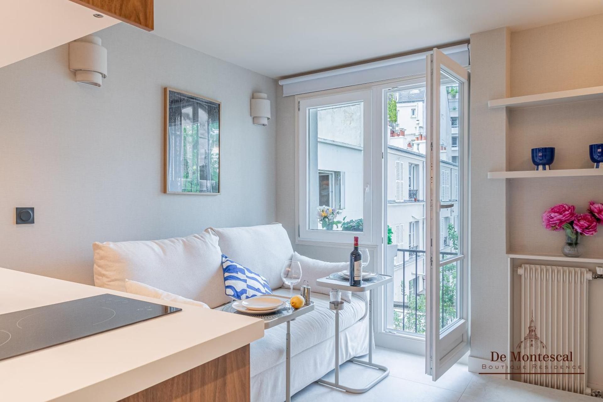 Studio with Balcony