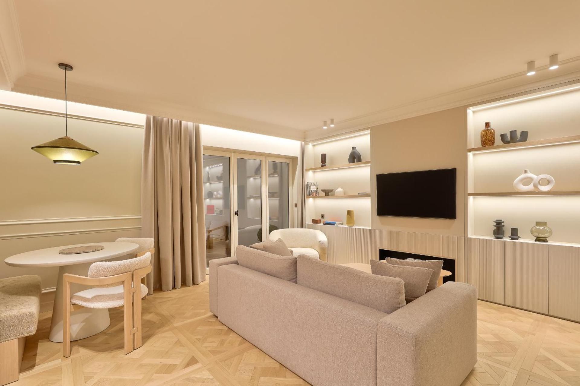 One-Bedroom Apartment with Garden