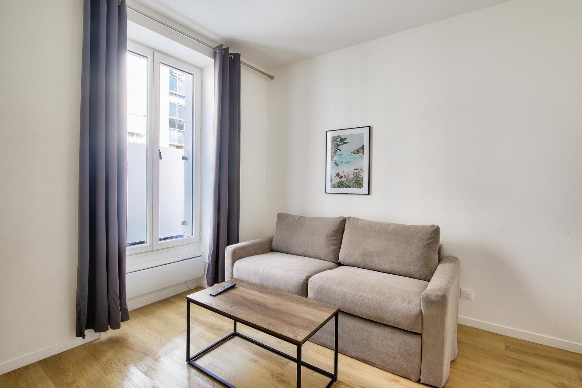 Studio with Sofa Bed