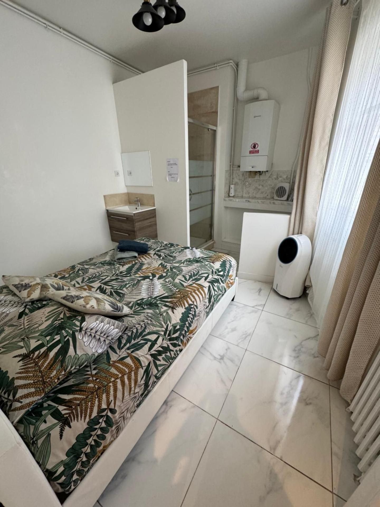 Standard King Room