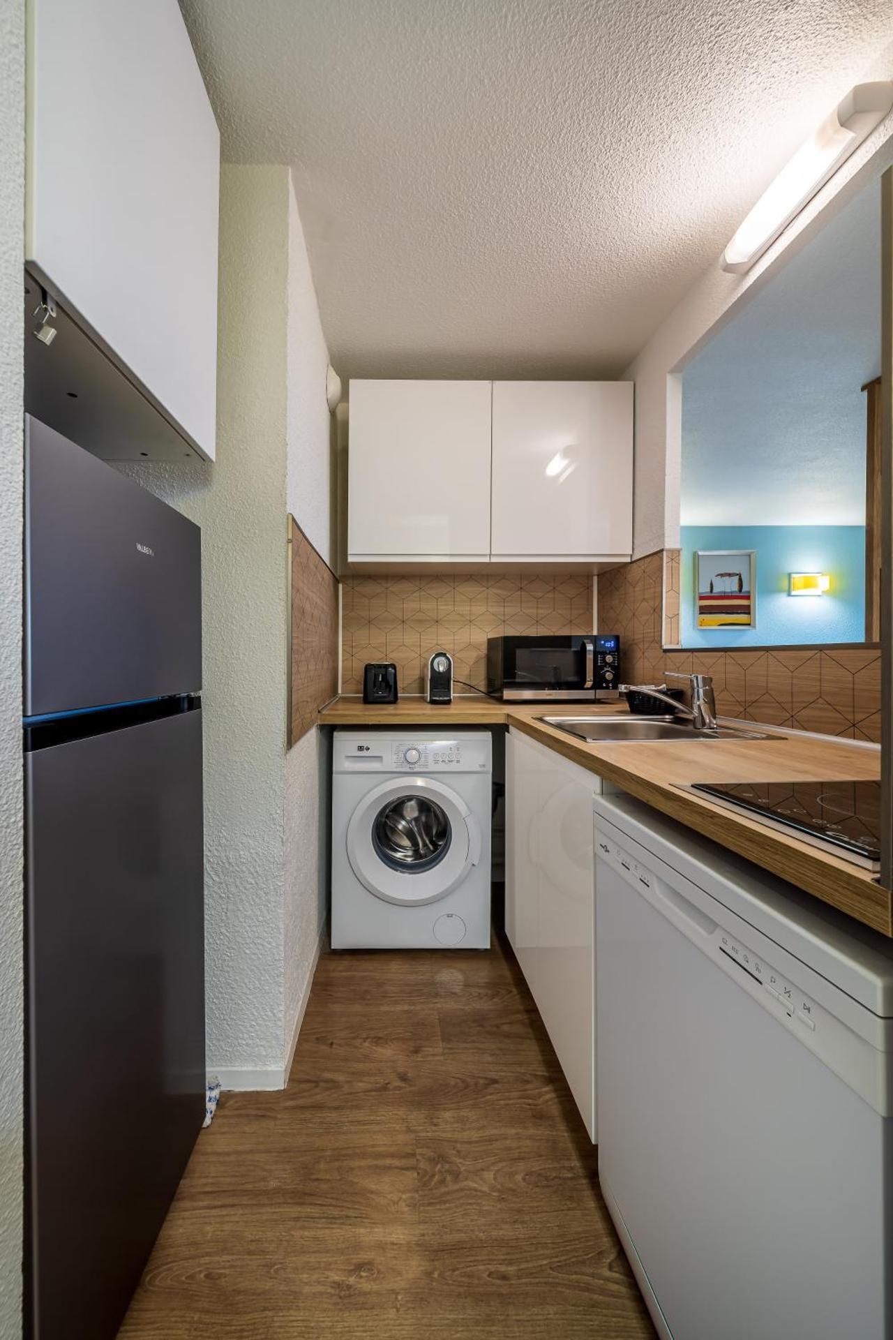 Studio Apartment