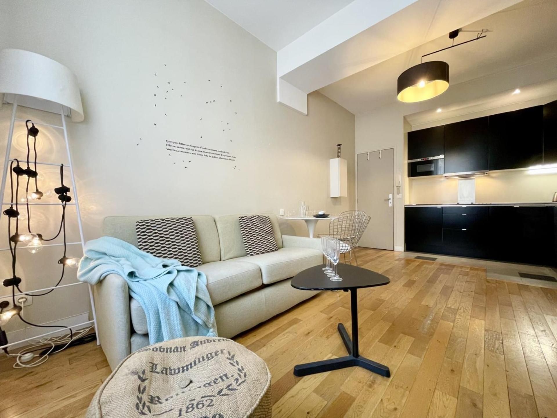 One-Bedroom Apartment