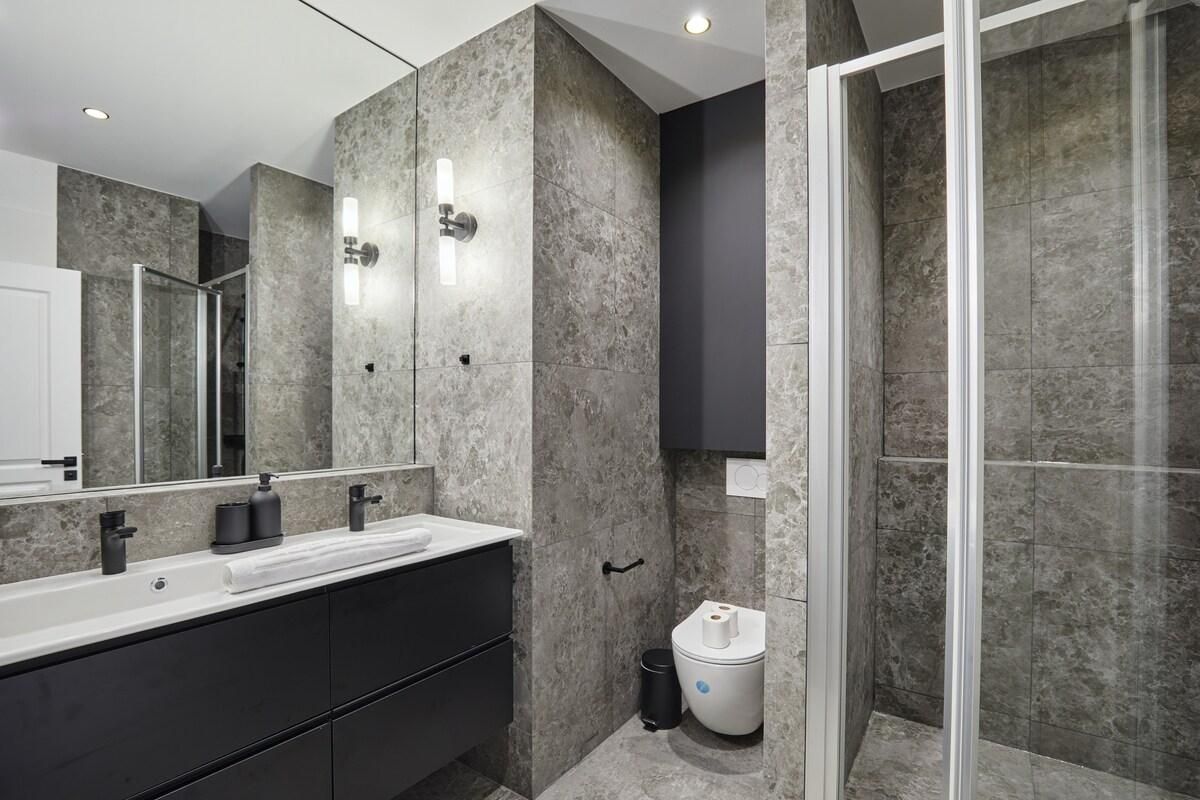 2 Bedroom Deluxe