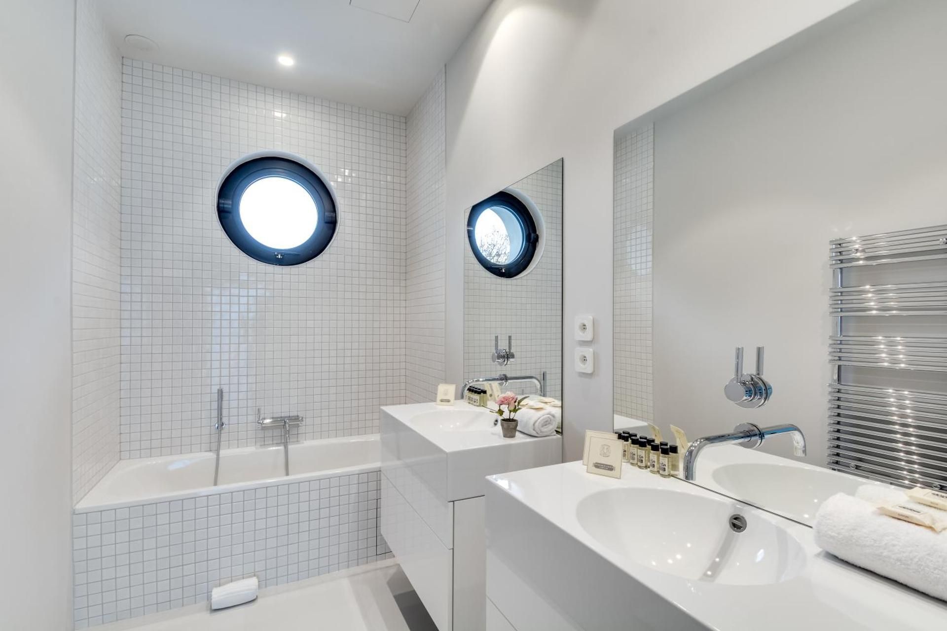 Premier Two-Bedroom Apartment