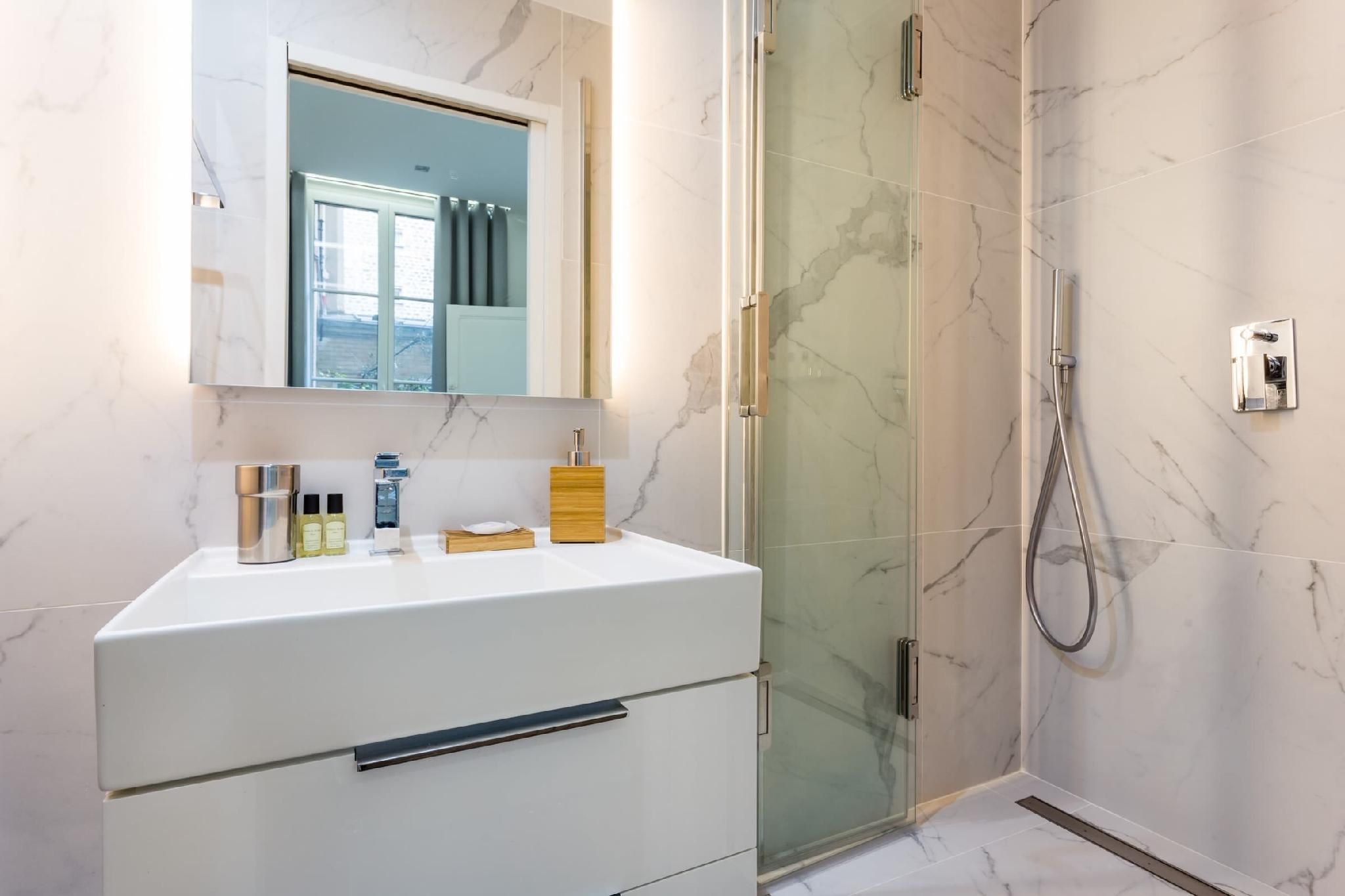 1 Bedroom Superior