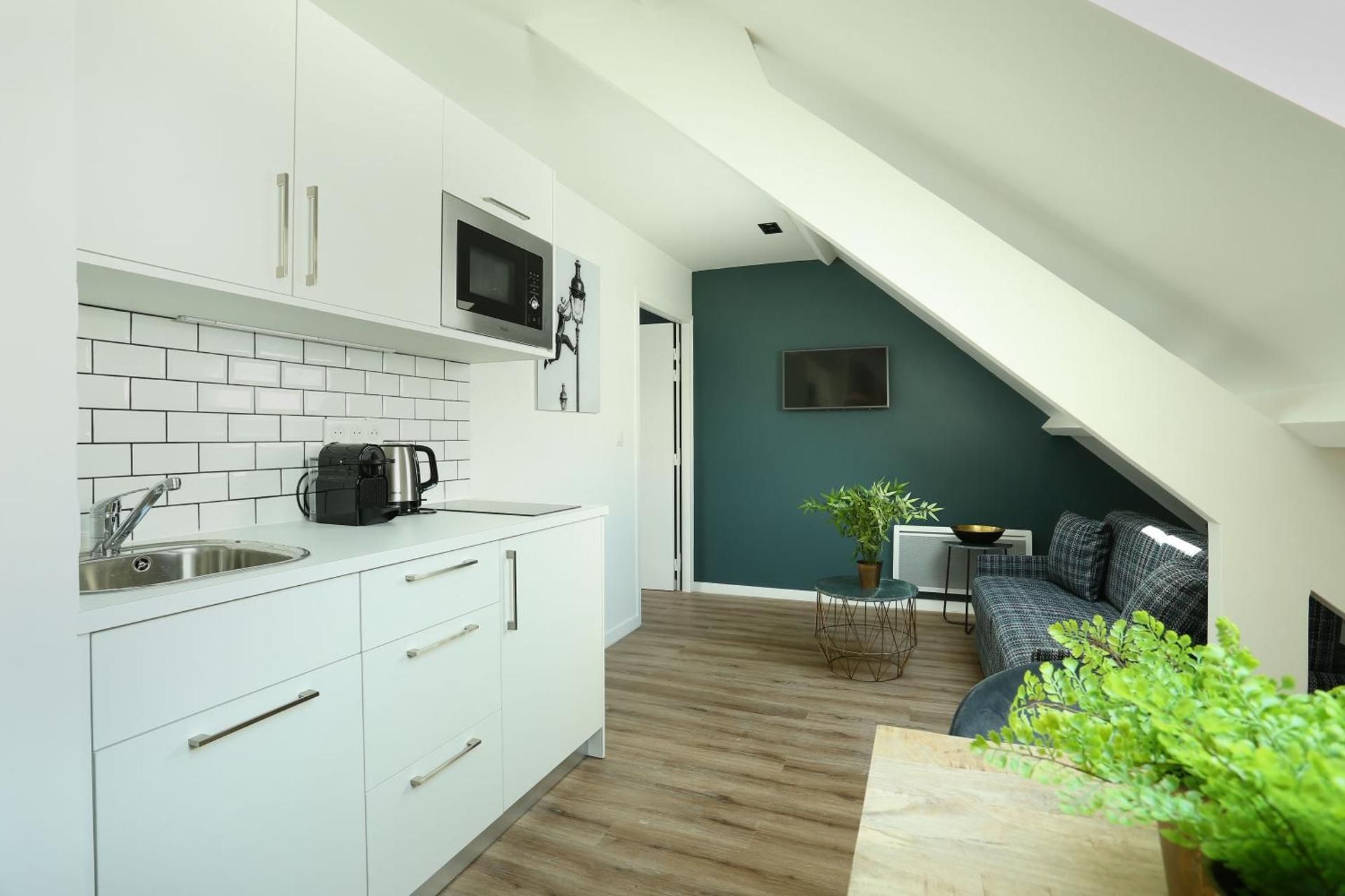 1 Bedroom Apartment