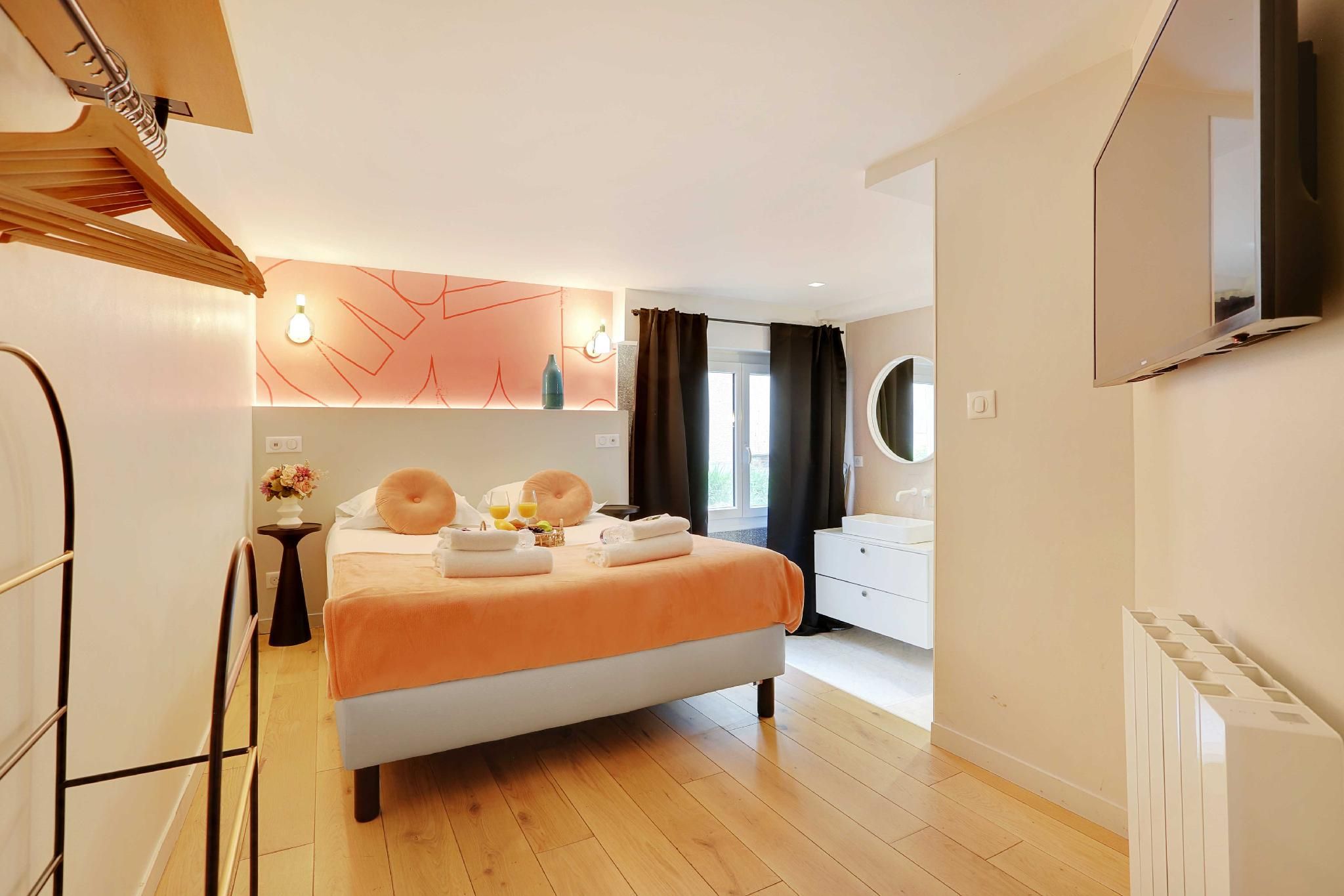 2 Bedroom Deluxe