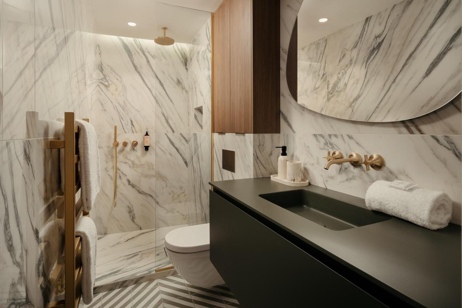 One-Bedroom Family Apartment Deluxe 