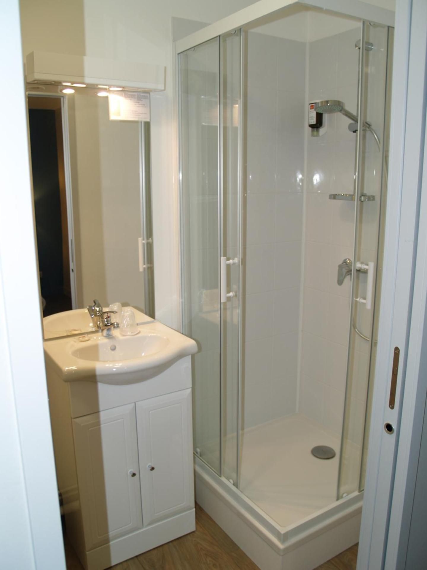 Double Room with Shower