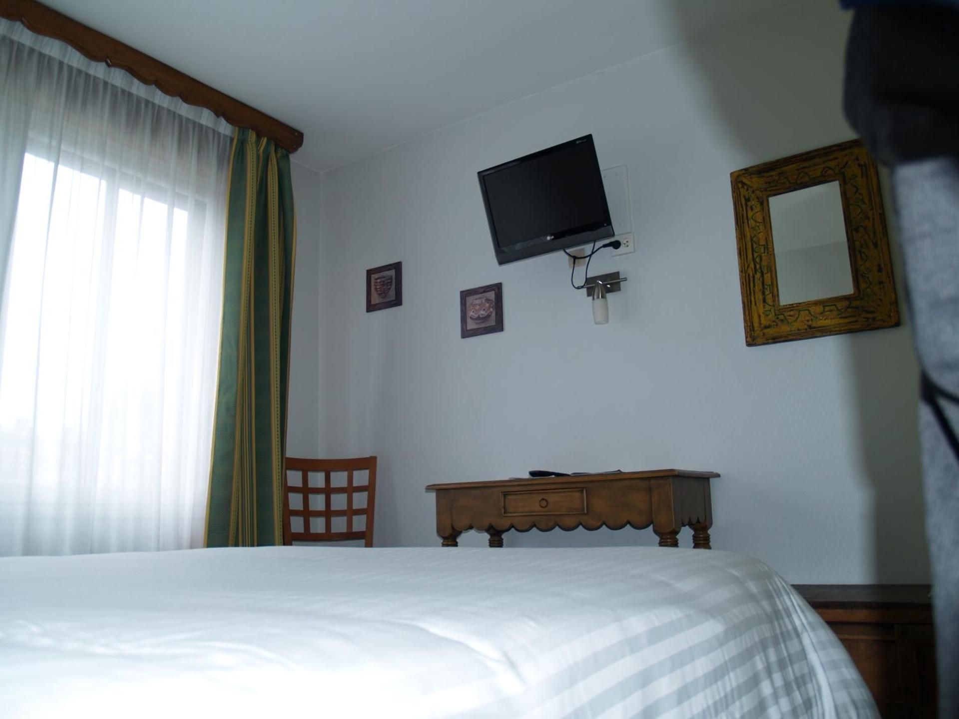 Double Room with Shower