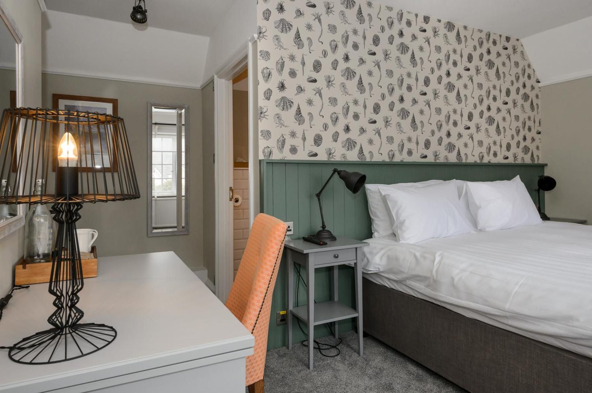 Balfour Arms Standard Twin Room