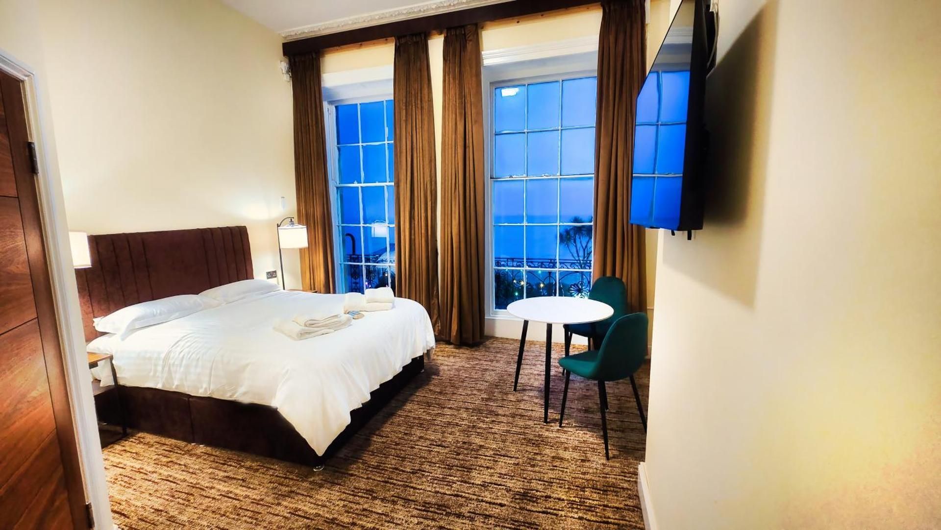 Deluxe Double Room with Balcony and Sea View