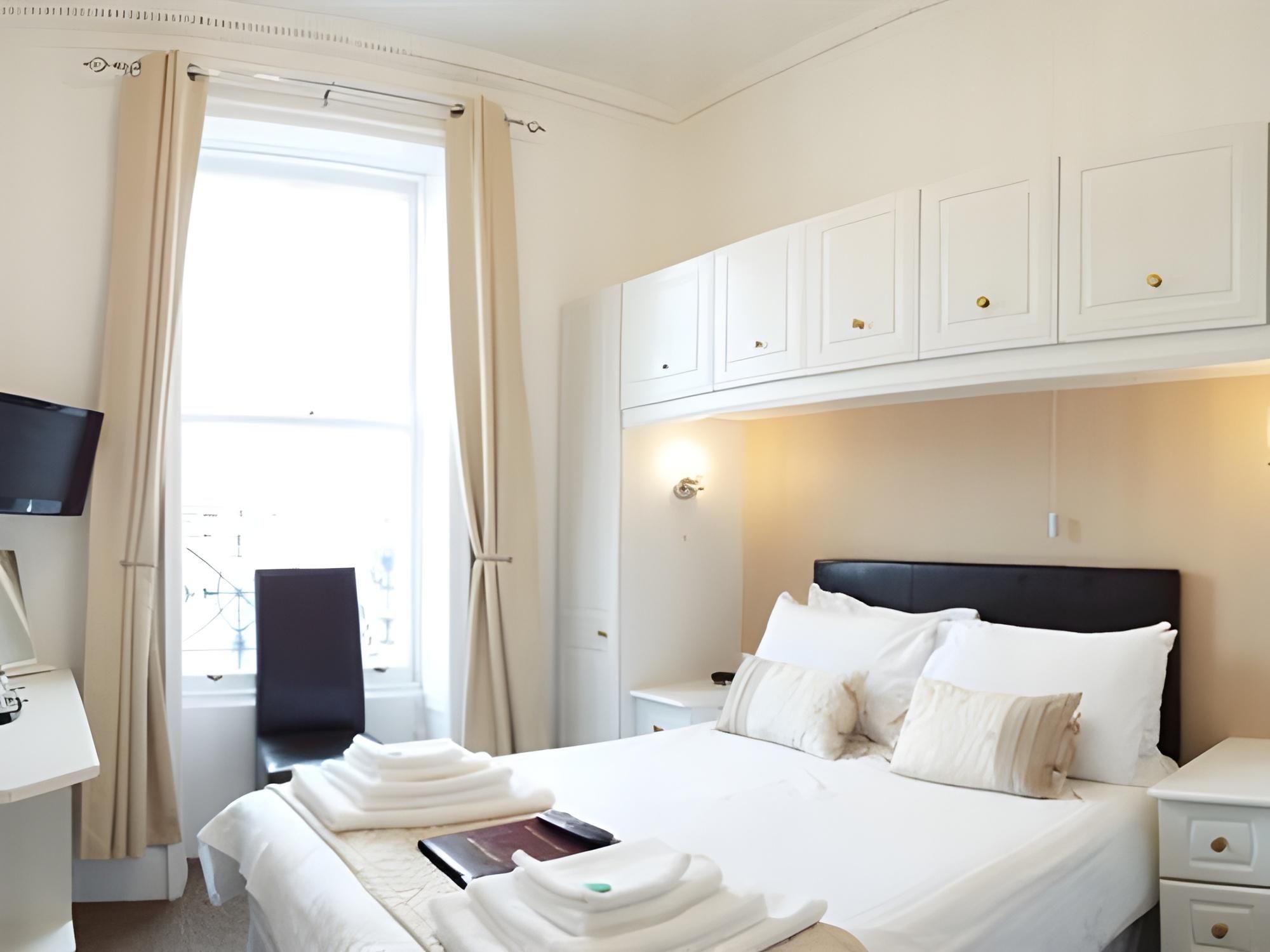 Double room-Ensuite-Sea View-Room 3