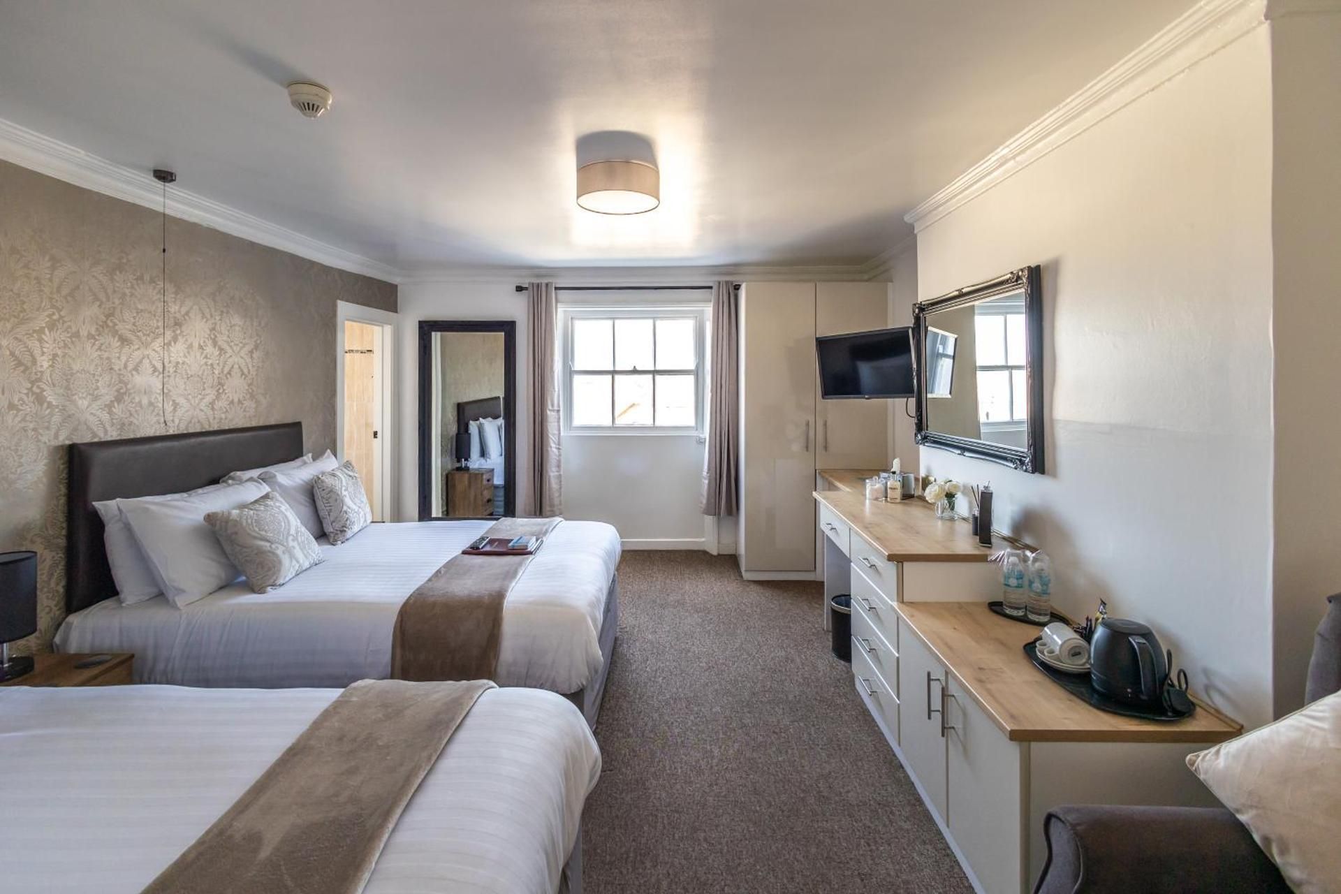 Triple Room with Garden View