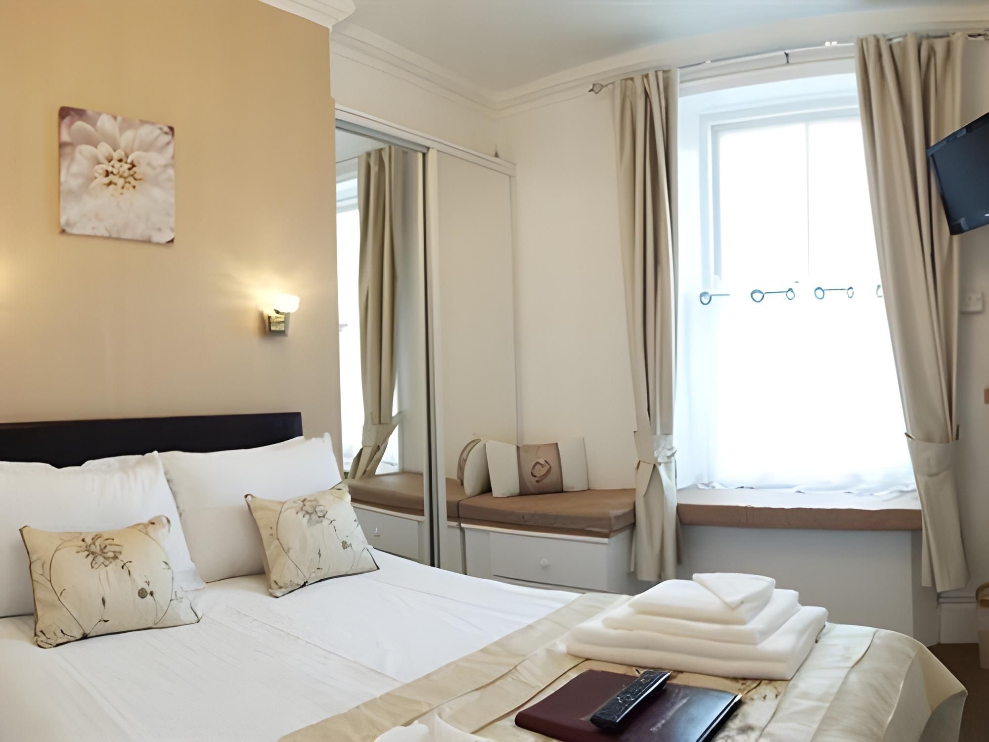 Double room-Ensuite-Sea View-Room 3
