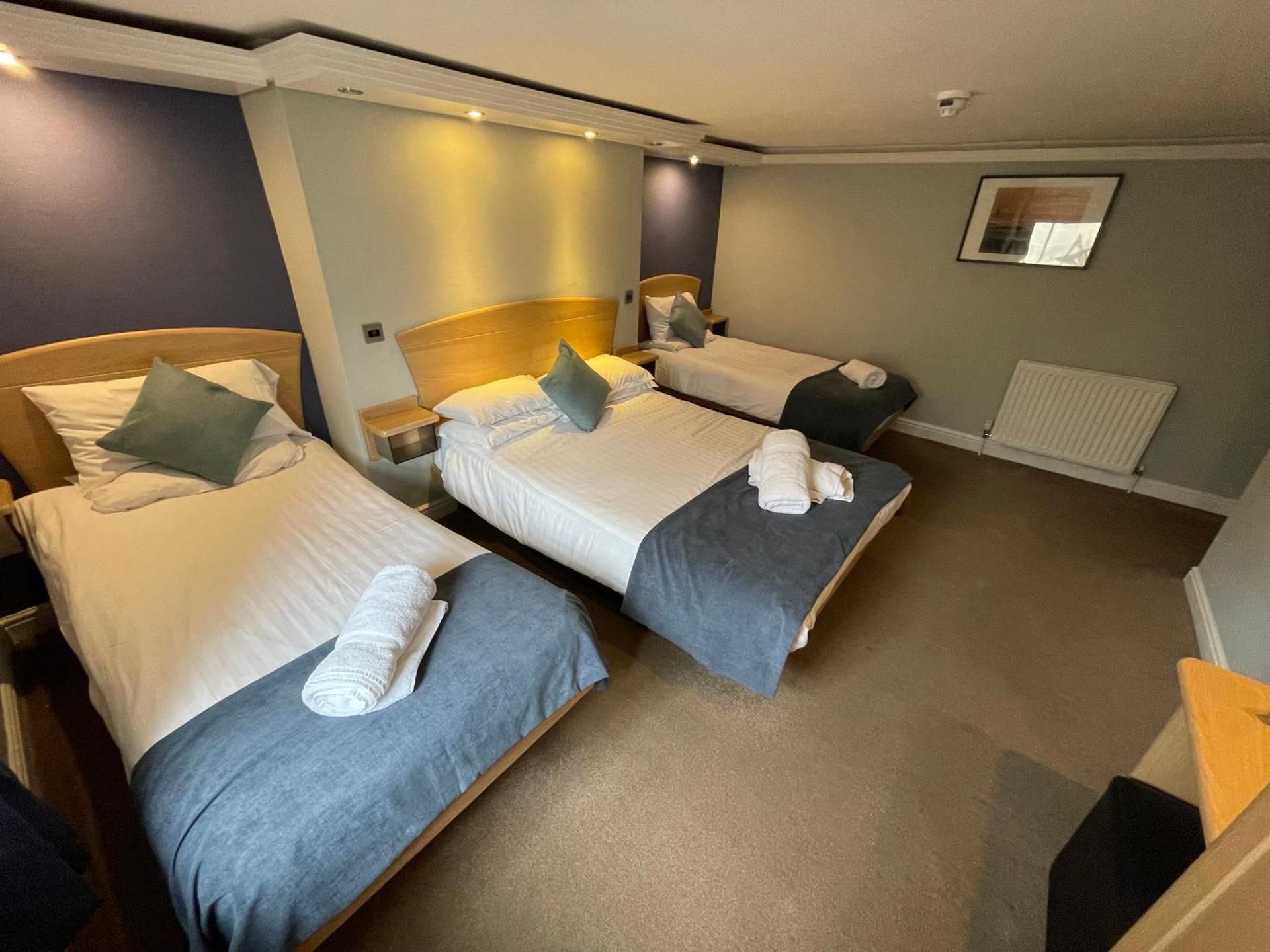Family Room (4 Adults)