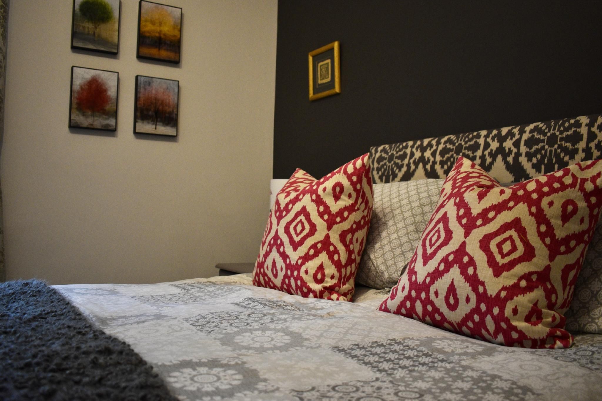 The Onyx Room-Double Room-Standard-Ensuite With Shower