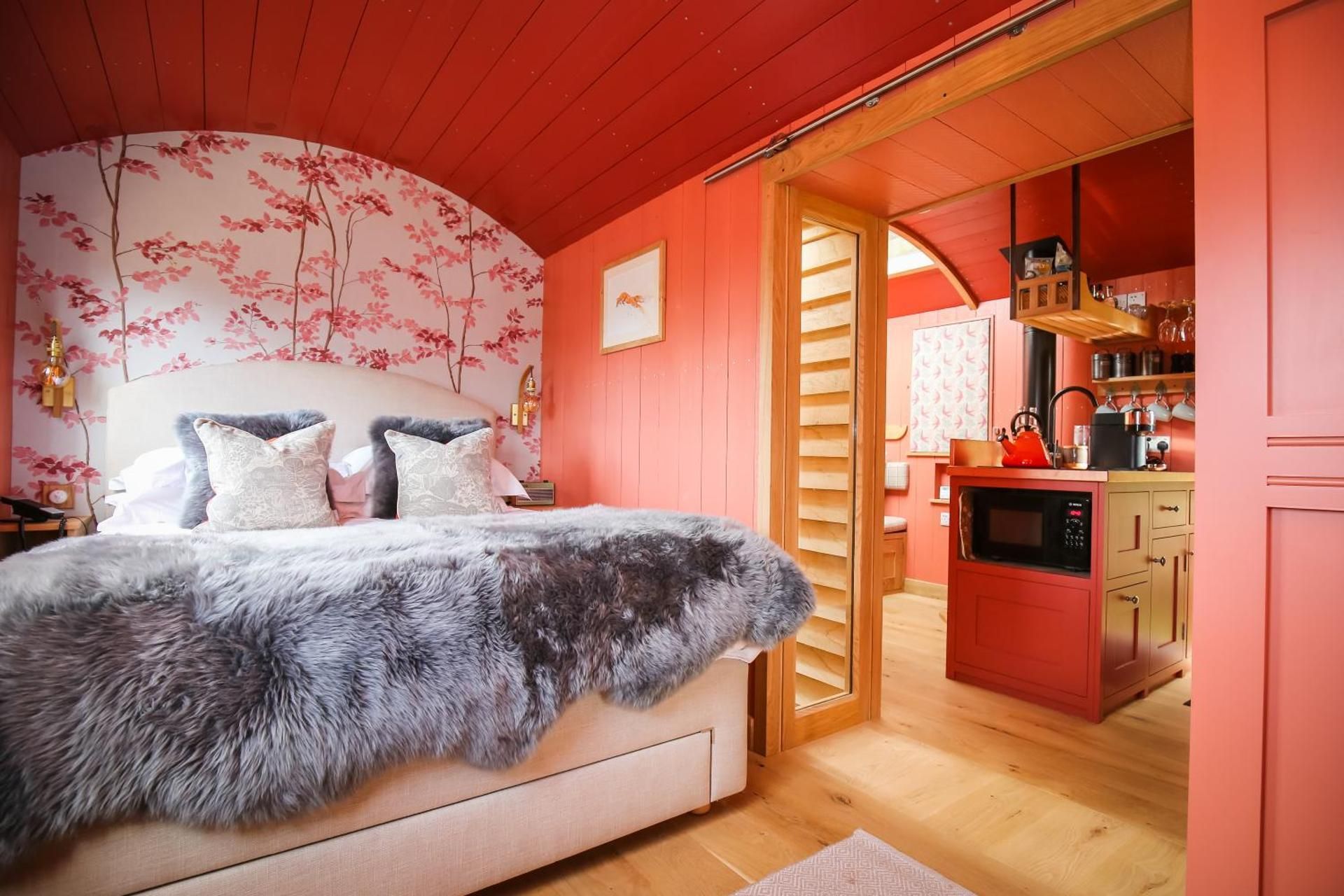 Shepherds Hut - Hiki Hot Tub
