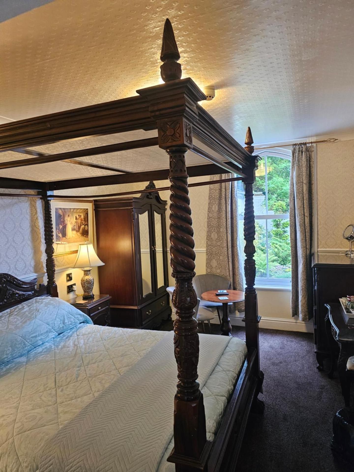 King Room with Garden View