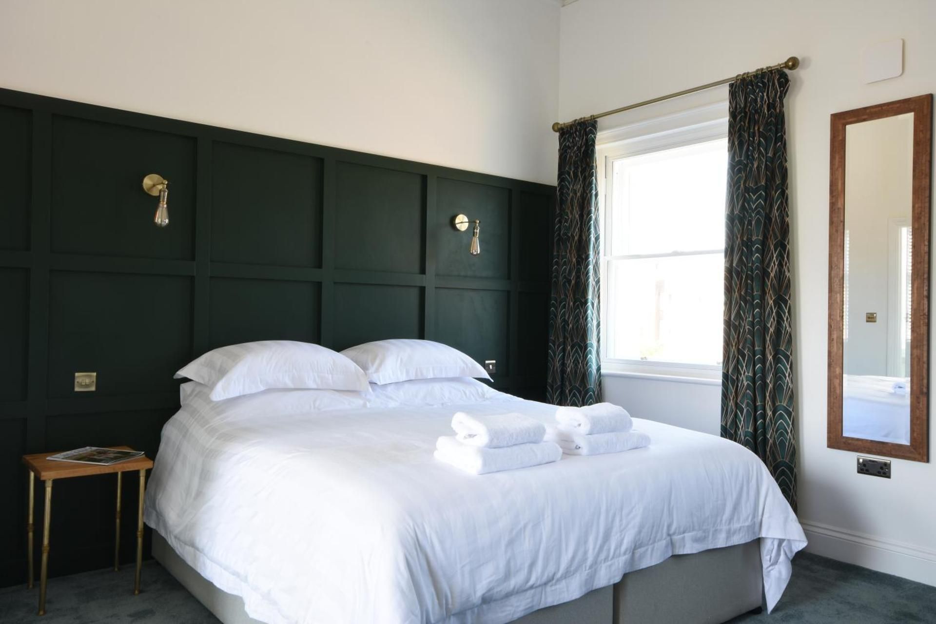 Superior King Room
