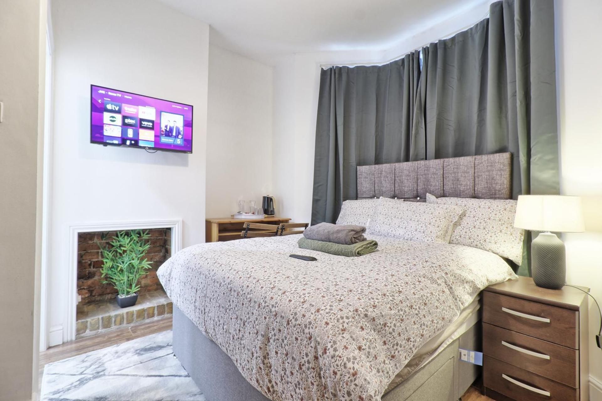 Deluxe Suite