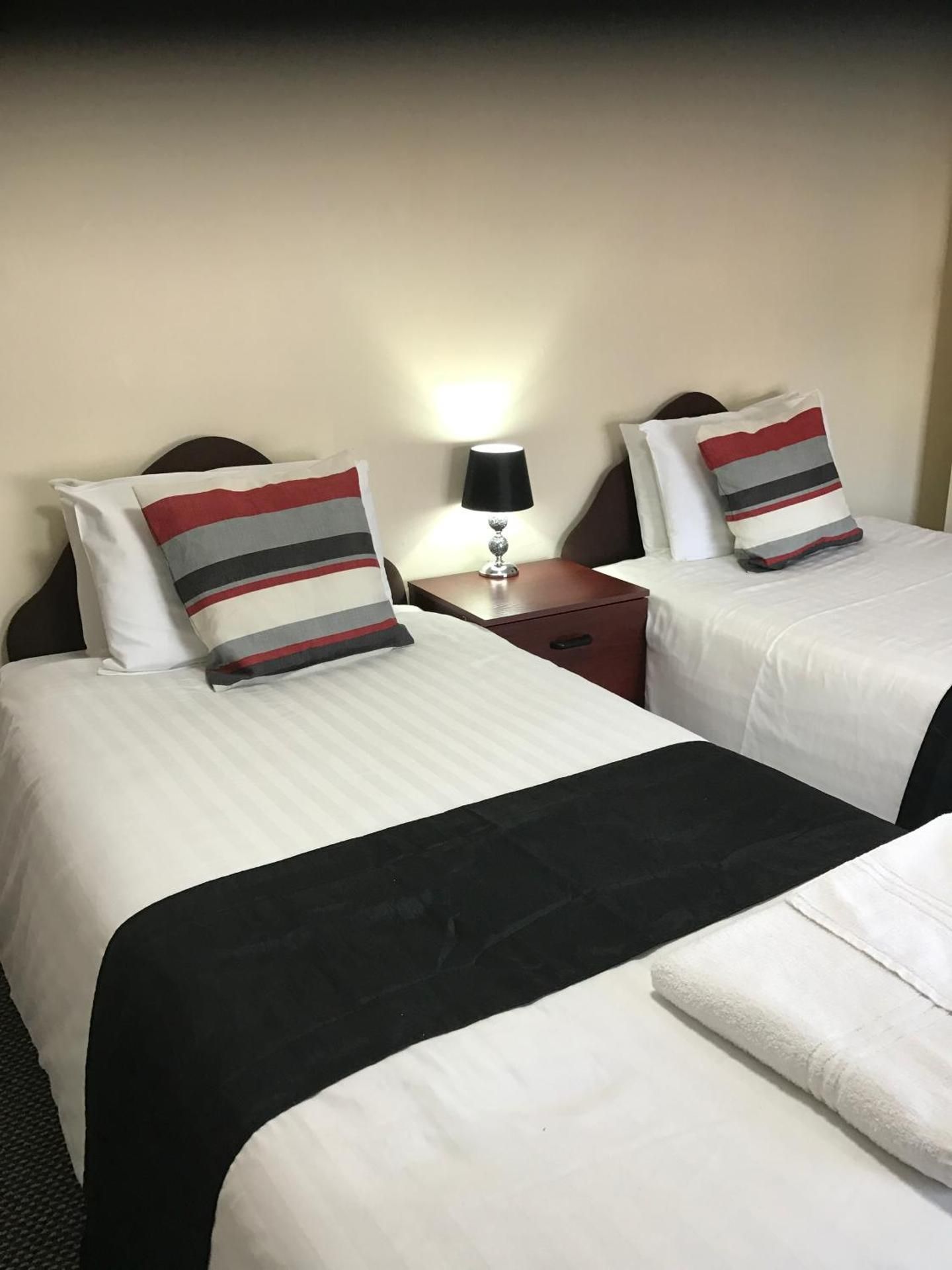 Twin Room with Private Bathroom