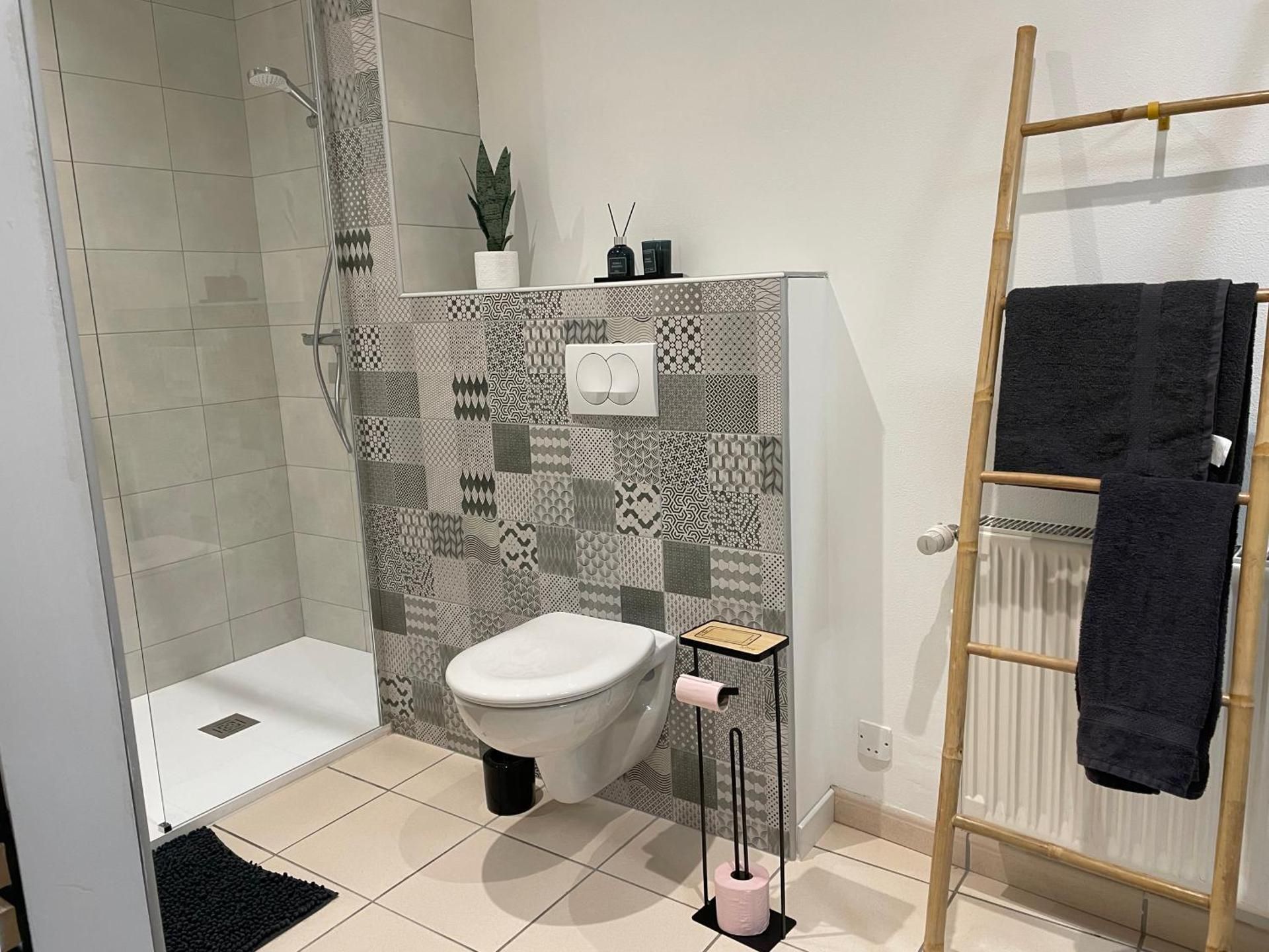Double Room with Private Bathroom