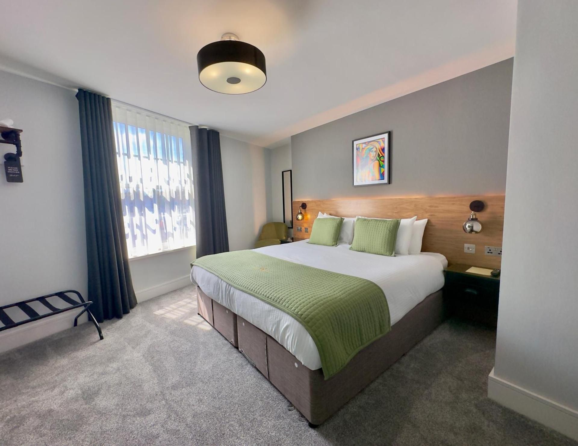 Deluxe Double or Twin Room