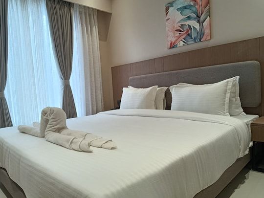 Deluxe King Bed Room